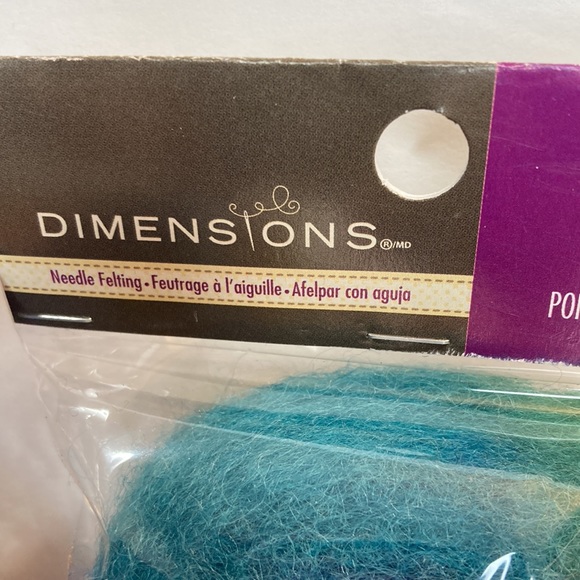 Dimensions FeltWorks Roving Wool Felt Needle Felting Blue Orange Purple Green - Picture 5 of 13